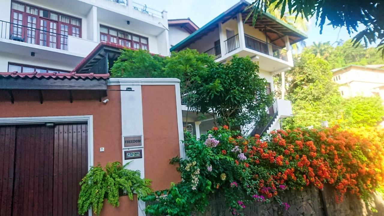 Privatunterkunft Freedom Lodge, *